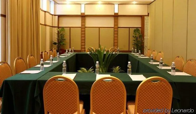 Tianze Beach Resort Sanya 4*,  Chiny